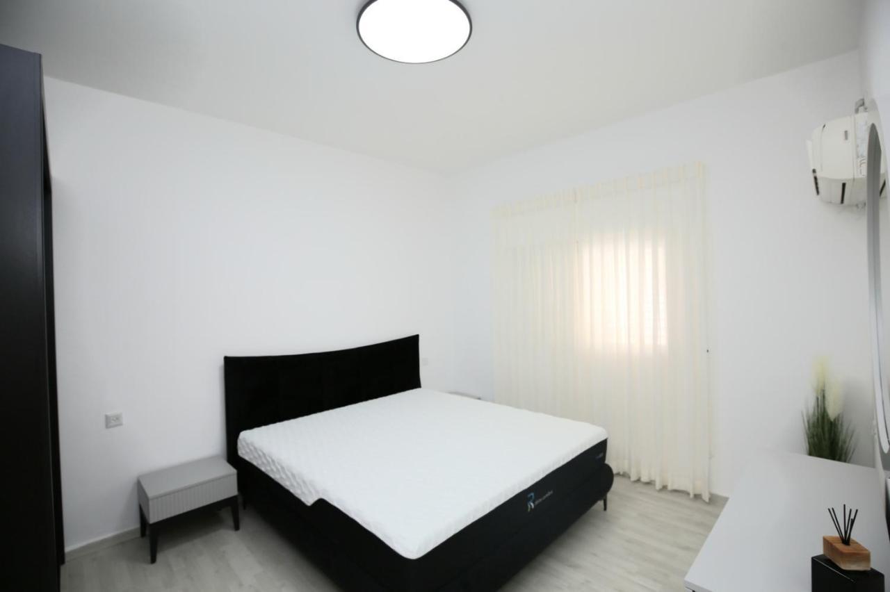 City Center Luxury Apartment In Netanya Exterior foto